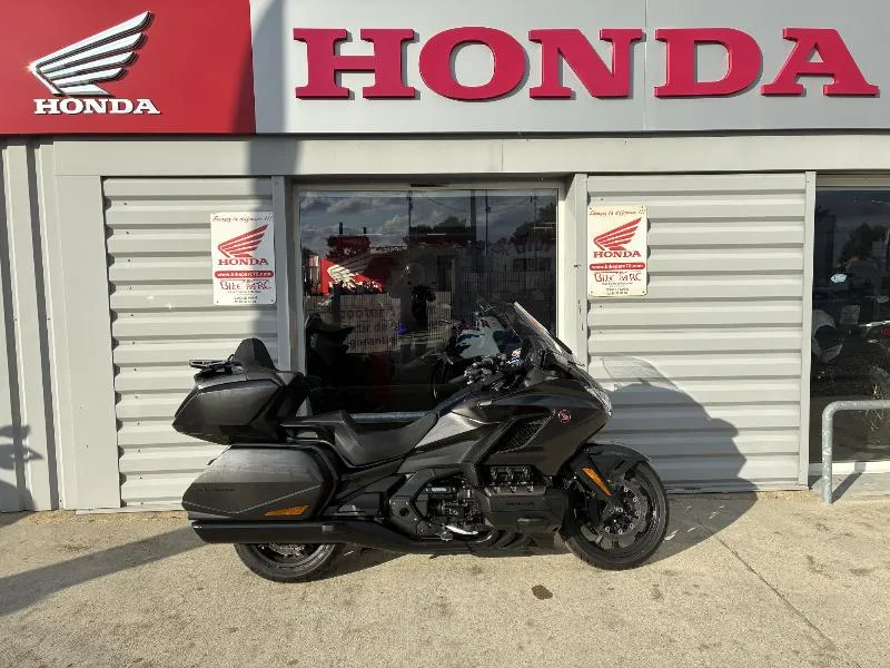 GL 1800 GOLDWING TOURING DCT
