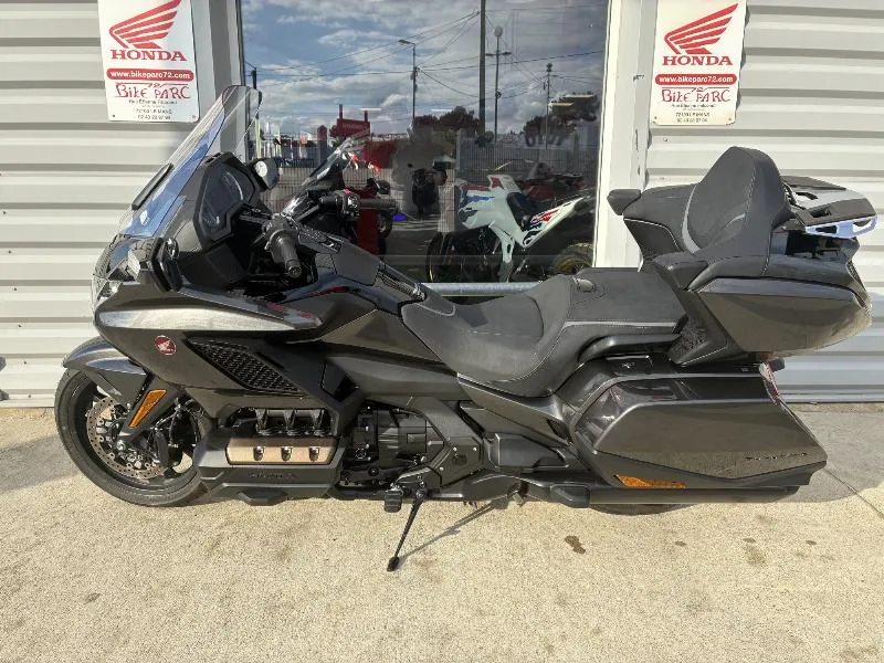 GL 1800 GOLDWING TOURING DCT