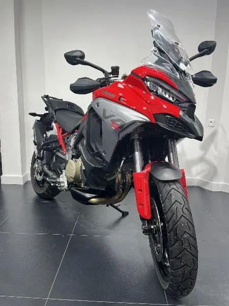 MULTISTRADA V4 S