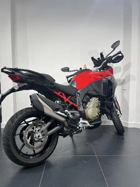 MULTISTRADA V4 S