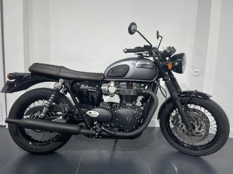 Bonneville T120 Black