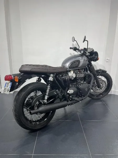 Bonneville T120 Black