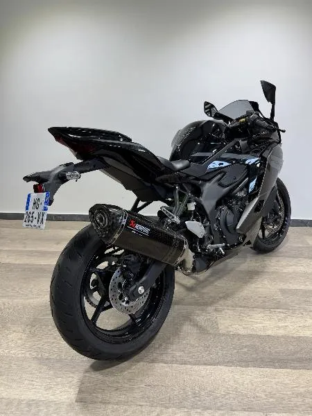 Ninja ZX4RR