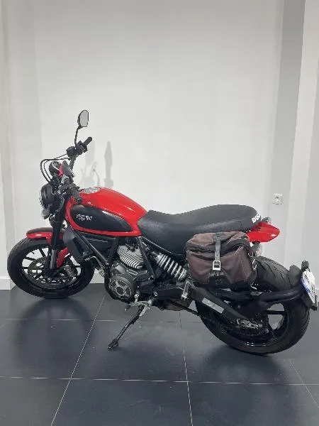 SCRAMBLER ICON