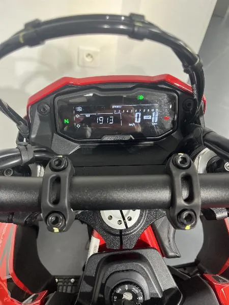 HYPERMOTARD