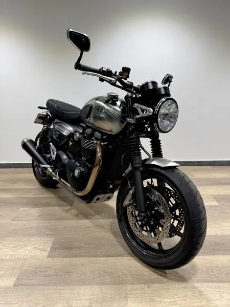 SPEED TWIN 1200