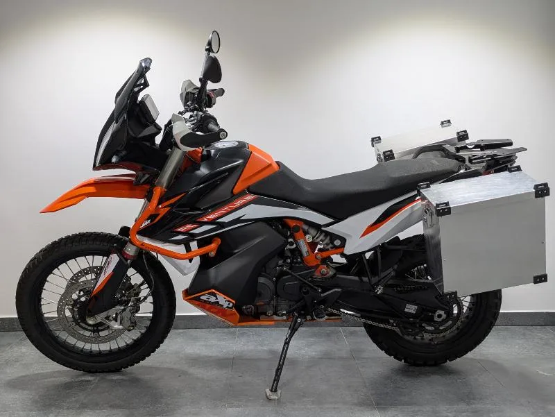 890 ADVENTURE R