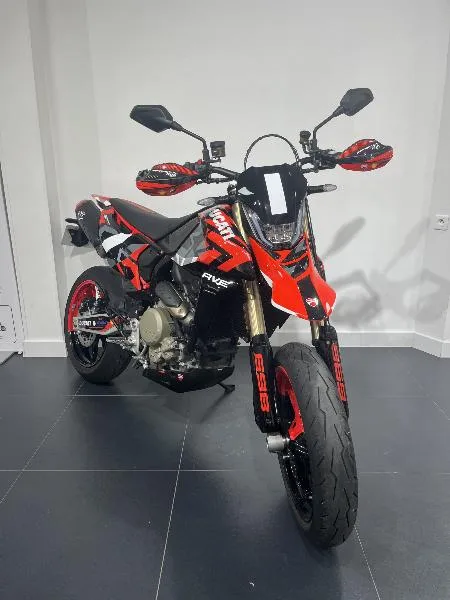 HYPERMOTARD