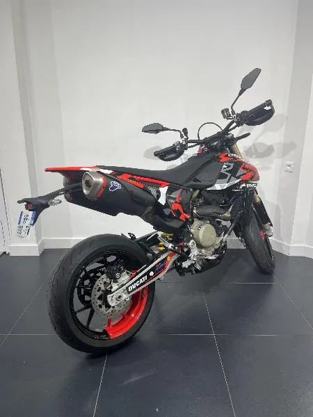 HYPERMOTARD