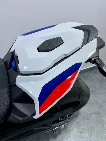 S 1000 R