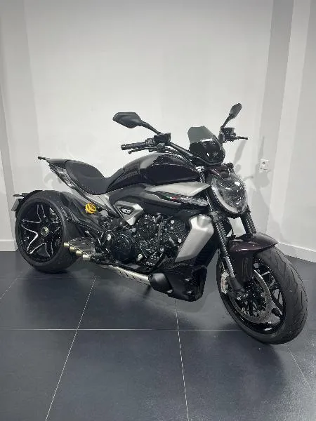 XDIAVEL