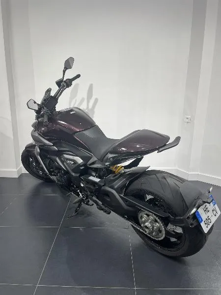 XDIAVEL