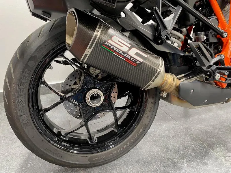 1290 SUPER DUKE GT