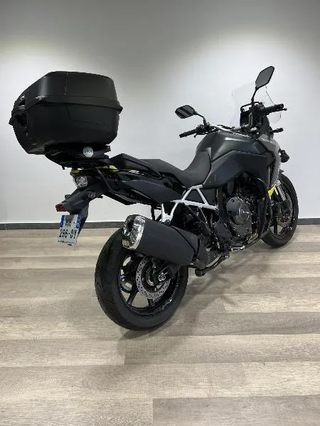 DL VSTROM 800 SE