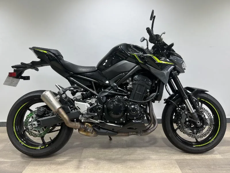 Z 900