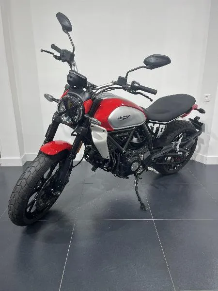 SCRAMBLER ICON