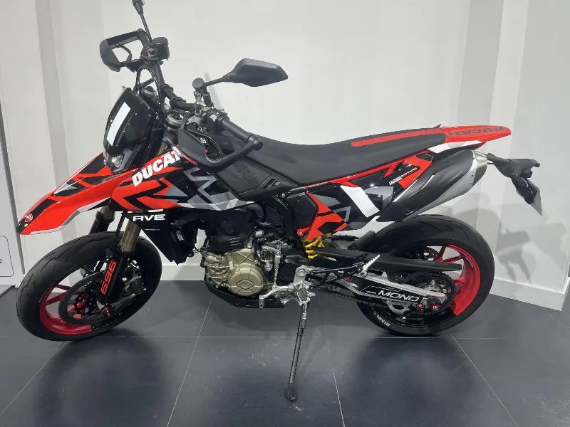 HYPERMOTARD 698 RVE