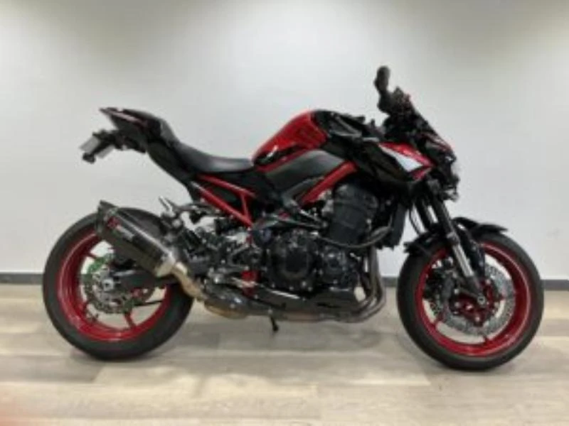 Z 900