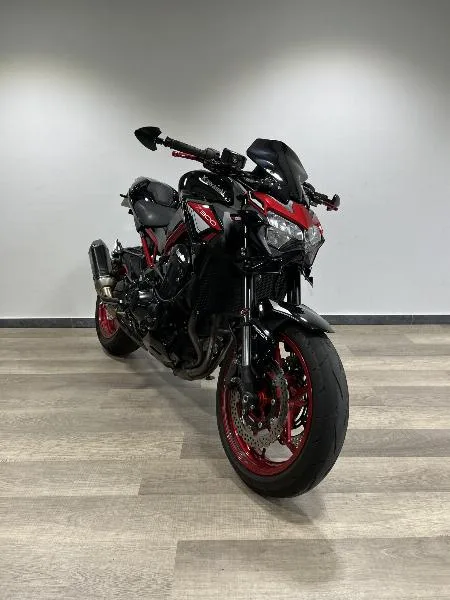 Z 900