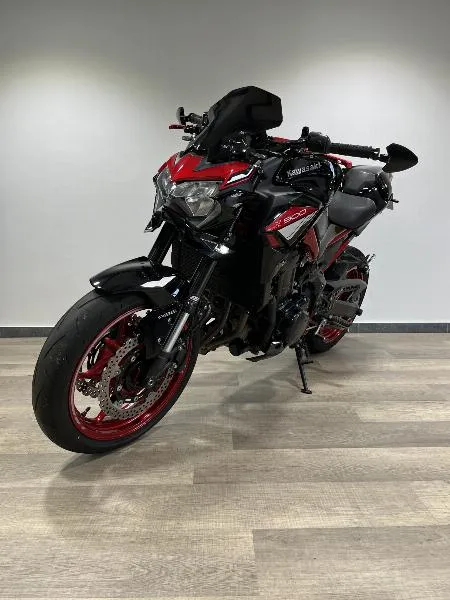 Z 900