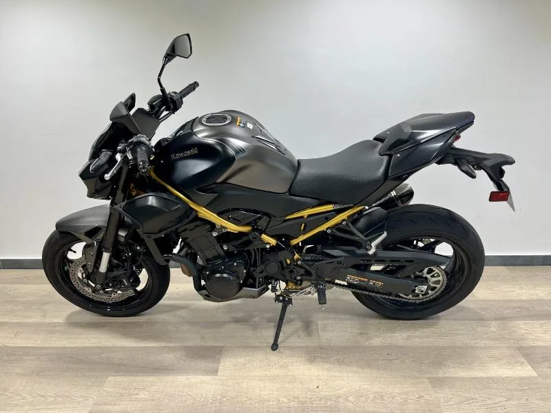 Z 900