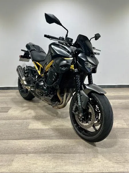 Z 900