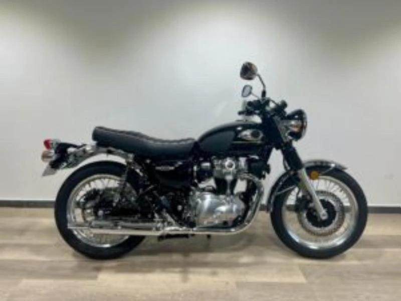 W 800