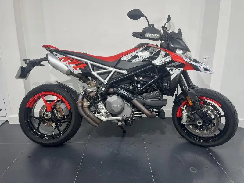 HYPERMOTARD