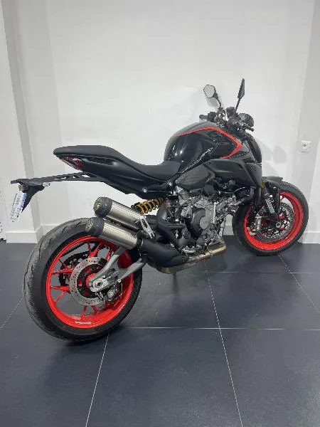 Monster sport