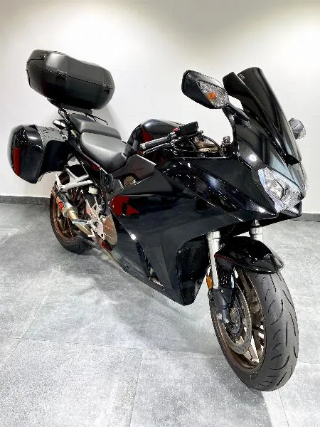 VFR 800 F