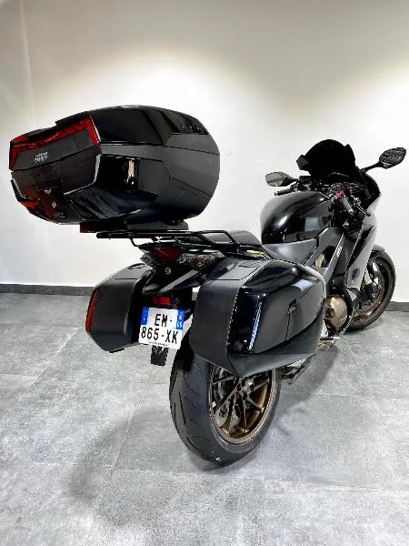 VFR 800 F