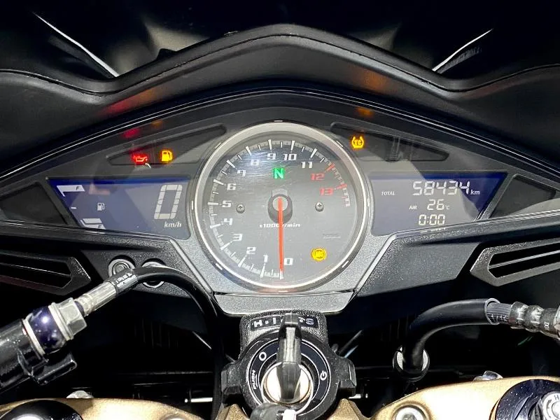 VFR 800 F