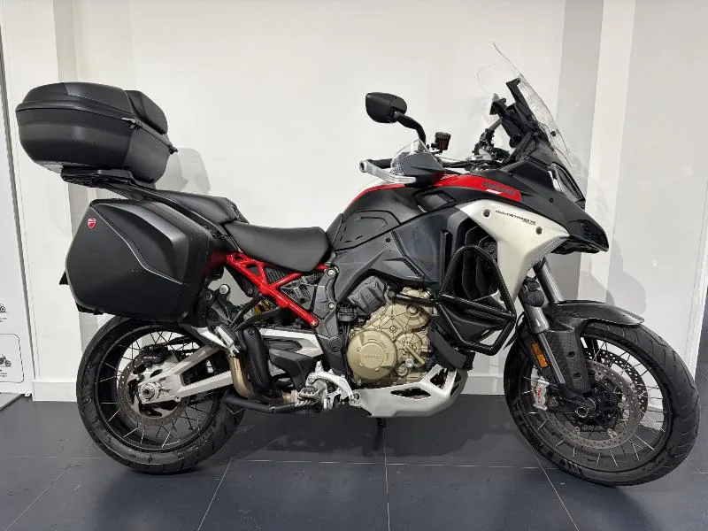 Multistrada V4 rally radar