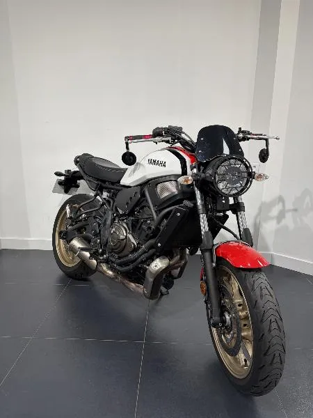 XSR 700 ABS