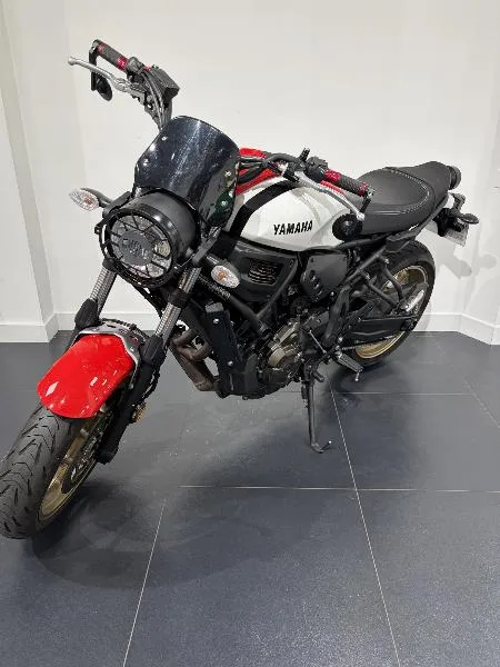 XSR 700 ABS