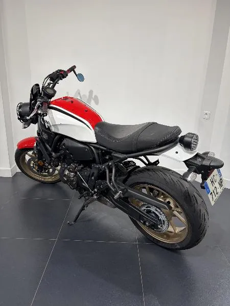 XSR 700 ABS