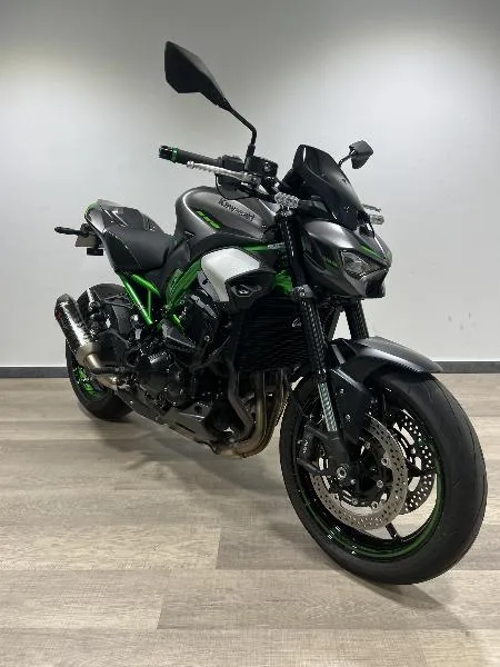 Z 900