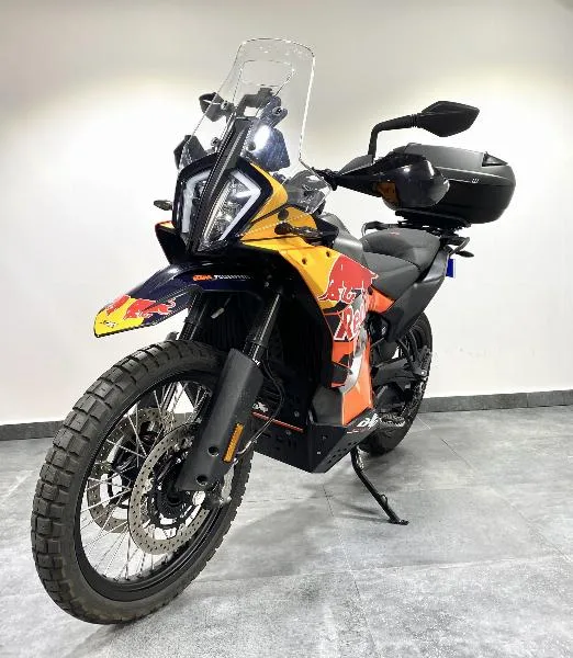 790 ADVENTURE