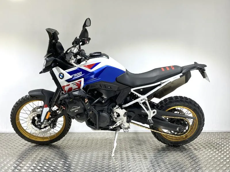 F 900 GS