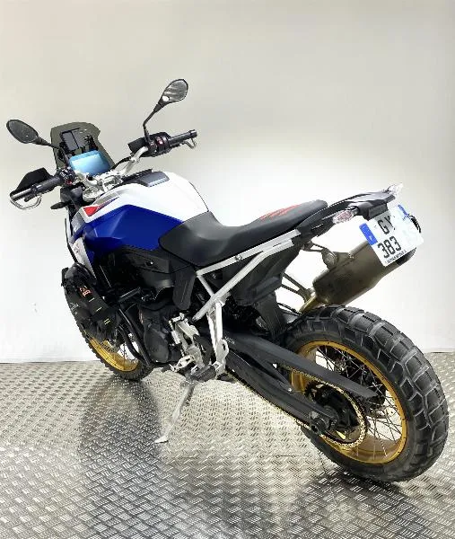 F 900 GS