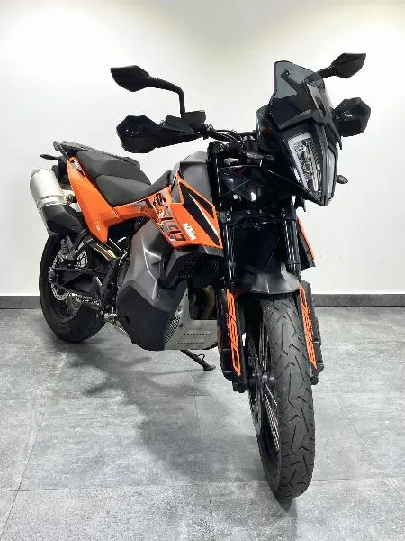 890 ADVENTURE