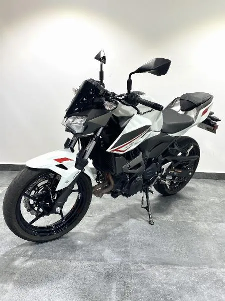 Z400