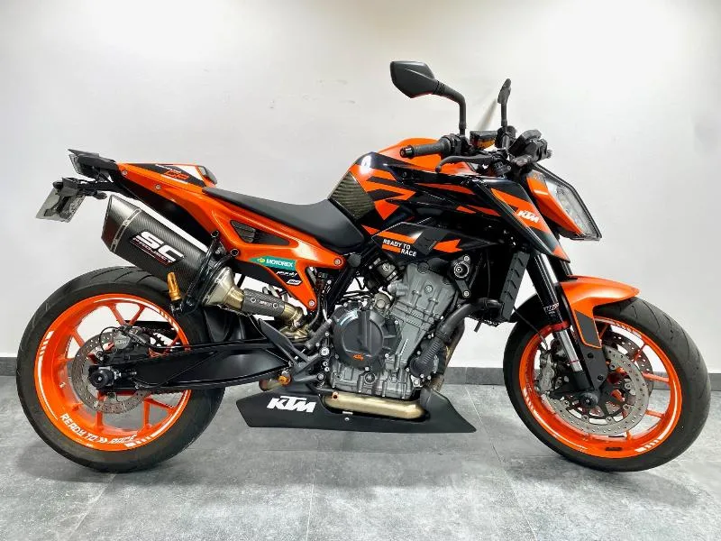 890 DUKE GP