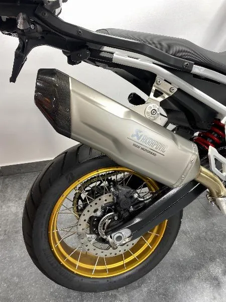 F 900 GS