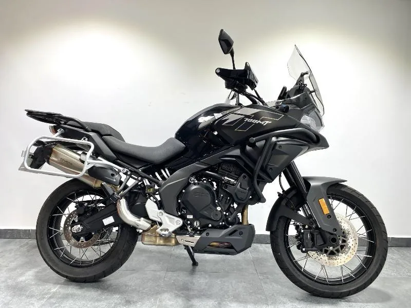 MT 700