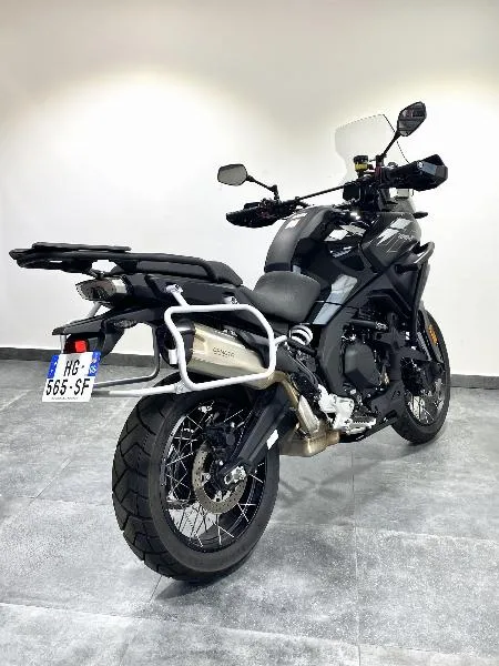MT 700