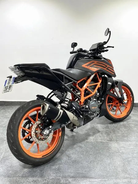 125 DUKE