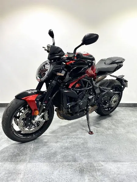 BRUTALE 800 RR