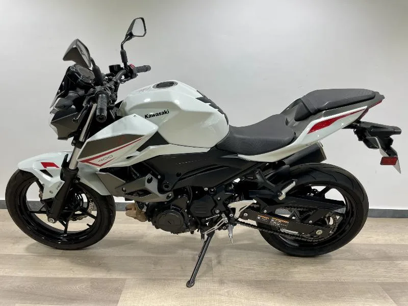 Z400