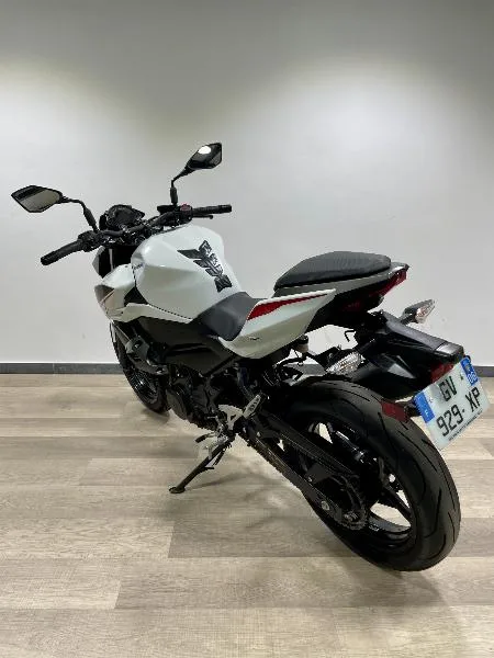 Z400